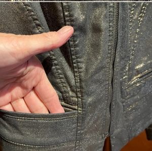 White House Black Market sz. 2 Metallic Gold Coated Band Moto Denim Jacket